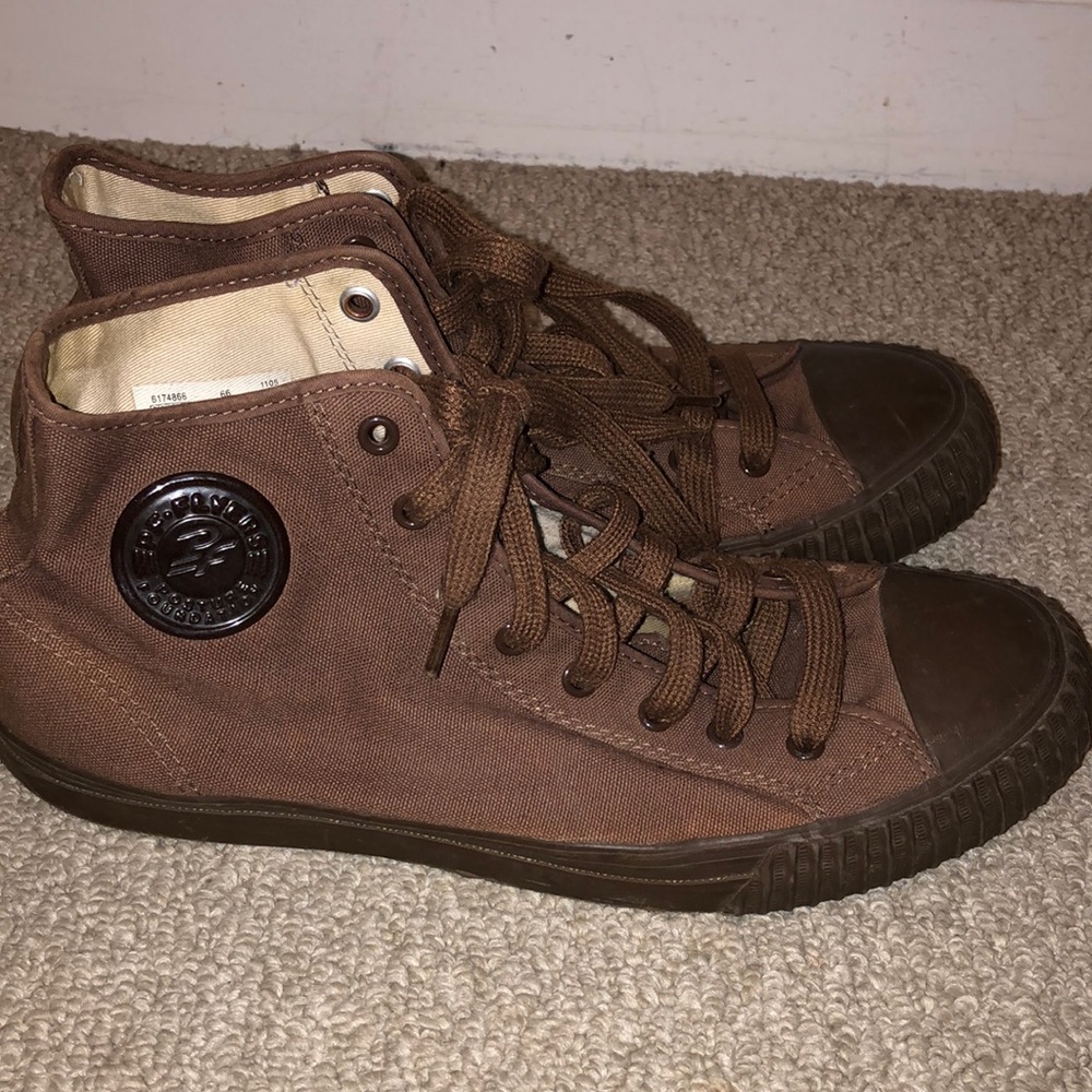 Brown Men’s converse look-a-like (pf flyers)